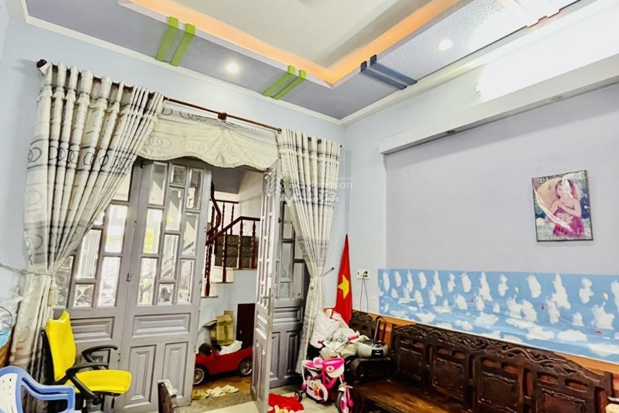 Ngôi nhà này có tổng 25 phòng ngủ bán nhà bán ngay với giá cơ bản từ 11.8 tỷ có diện tích chung 380m2 vị trí tiện lợi ngay tại Tăng Nhơn Phú B, Quận 9-01