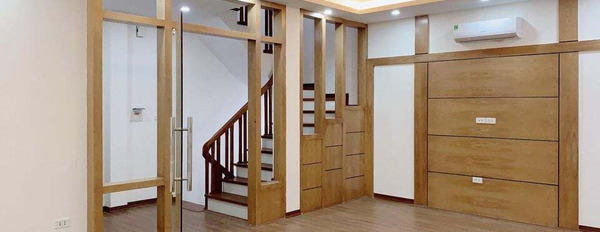 Bán nhà Hoàng Hoa Thám Vĩnh Phúc lô góc 2 thoáng 20m ra phố 46m2 5 tầng 5.5 tỷ-02