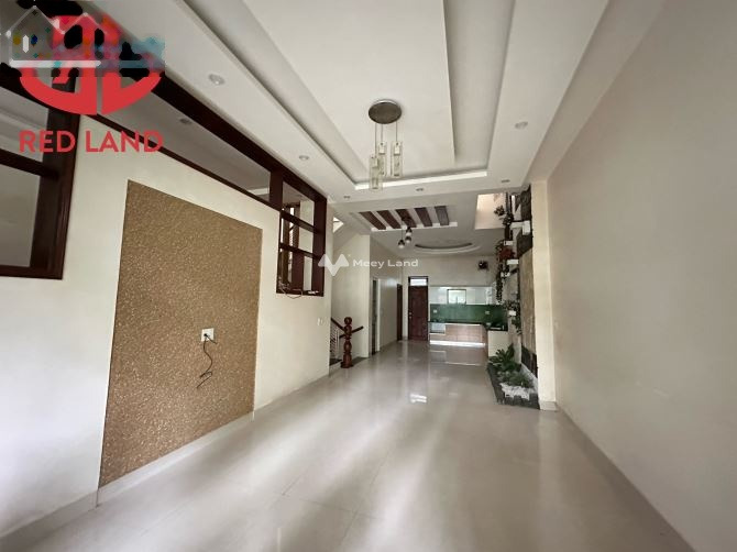 Nhà có 4 PN bán nhà bán ngay với giá cực mềm 5.6 tỷ có diện tích rộng 116m2 vị trí mặt tiền tọa lạc ngay trên Nguyễn Văn Đào, Huế-01
