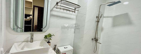 Diện tích 35m2, cho thuê chung cư giá thuê công khai 6.5 triệu/tháng vị trí đẹp tọa lạc ở Phường 10, Quận 3, căn hộ có tất cả 1 PN, 1 WC vị trí tốt-02