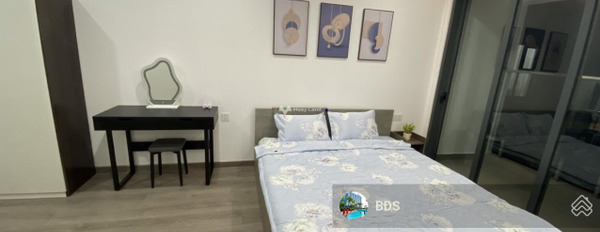 Trong căn này gồm 2 PN, cho thuê căn hộ vị trí thuận lợi ngay trên Bạch Đằng, Hồ Chí Minh, 2 WC hẻm rộng-02