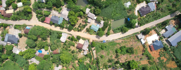 Bán hộ căn nhà mặt tiền nằm ngay ở Yên Bài, Ba Vì giá bán bàn giao chỉ 11 tỷ diện tích rộng 2100m2 mặt đường ngang 12 m liên hệ ngay để được tư vấn-02