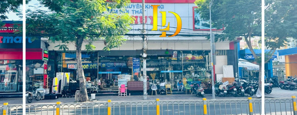 Cho thuê nhà mặt tiền nằm tại Nguyễn Thị Thập, Hồ Chí Minh, thuê ngay với giá rẻ bất ngờ 180 triệu/tháng có một diện tích là 320m2-02