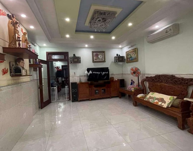 Cần bán nhà ở vị trí đẹp ở Lê Đức Thọ, Phường 13 bán ngay với giá từ 8.6 tỷ diện tích gồm 100m2 trong nhà bao gồm có 5 phòng ngủ 5 WC vị trí siêu đẹp-01