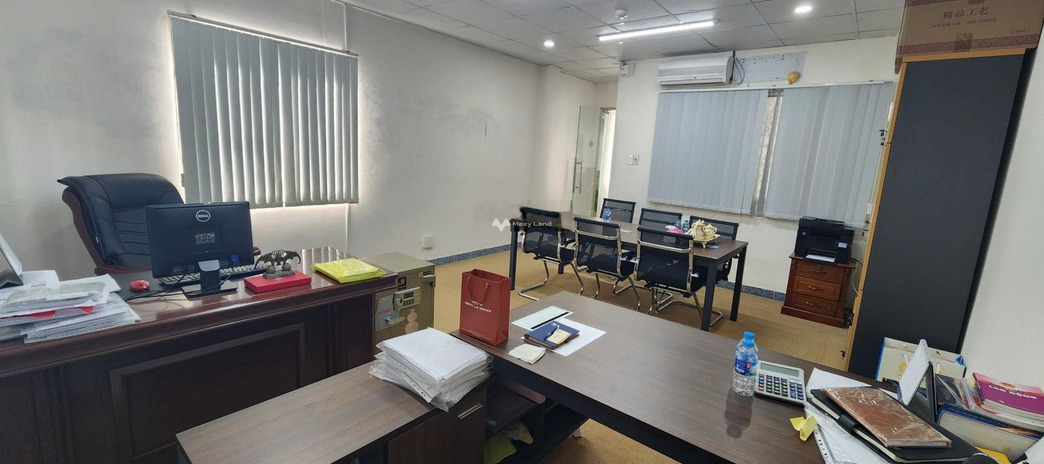 Mặt tiền nằm ngay Nam Kỳ Khởi Nghĩa, Hồ Chí Minh cho thuê sàn văn phòng với diện tích là 65m2