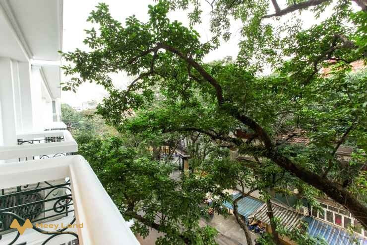Cho thuê nhà mặt phố Đường Thành, diện tích 400m2, 6 tầng, mặt tiền 20m, giá 100 triệu/tháng, nhà đầy đủ tiện nghi, có thang máy-01