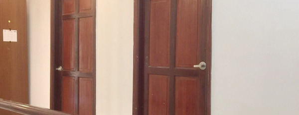 Bán gấp nhà 1 lầu sổ hồng riêng hoàn công hẻm Nguyễn Thị Thập, Quận 7-02