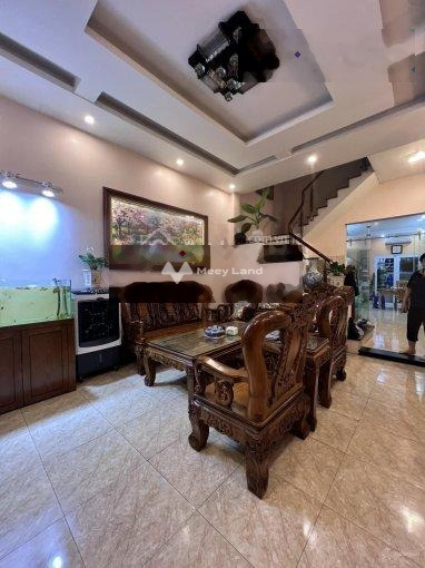 Bán nhà ở diện tích 82m2 bán ngay với giá cực sốc từ 11.8 tỷ gần Vũ Đức Thận, Hà Nội-01