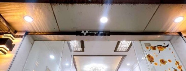 Có diện tích chung là 35m2 bán nhà mặt tiền nằm ngay tại Minh Khai, Hai Bà Trưng trong nhà gồm có 3 PN 4 WC hỗ trợ mọi thủ tục miễn phí, giá mùa dịch.-02