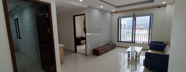Bán căn hộ mặt tiền nằm ngay trên Phước Hải, Nha Trang, tổng quan căn hộ có tất cả 2 phòng ngủ, 2 WC giá siêu rẻ-02