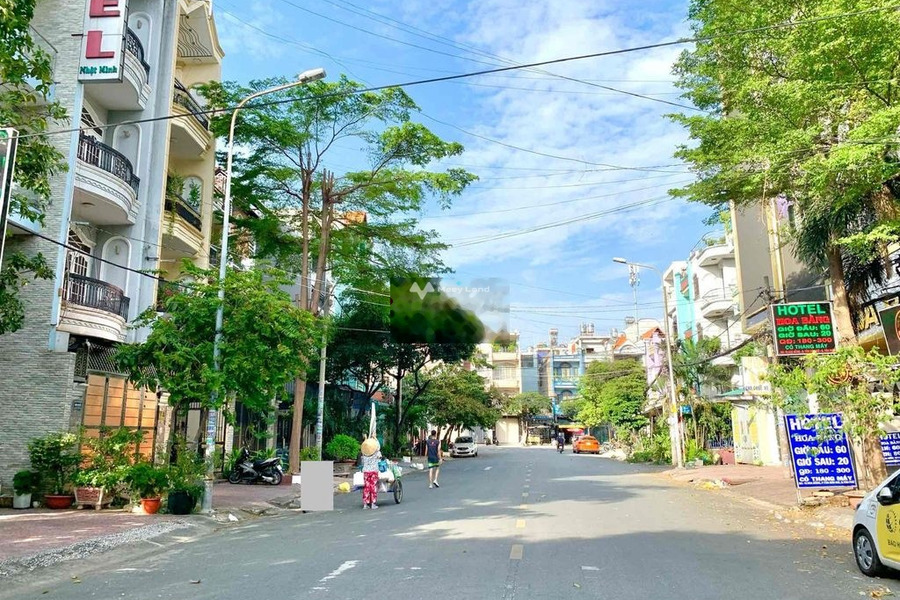 Diện tích rộng 560m2 bán nhà tọa lạc gần Nguyễn Cửu Đàm, Tân Sơn Nhì tổng quan nhà gồm 10 PN 6 WC chính chủ đăng tin-01
