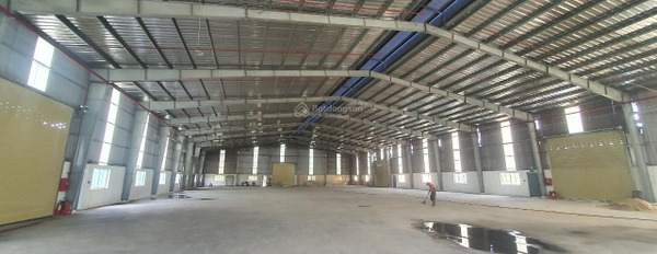 Cho thuê kho xưởng trong KCN Nam Tân Uyên Bình Duong. DT 4000m2 88.018 đ/m²/tháng. LH 0934 794 *** -02