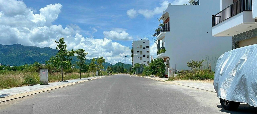 VCN - Phước Long Đường B1, Nha Trang bán đất giá bán liền chỉ 3.45 tỷ, hướng Đông - Nam Có tổng diện tích 75m2