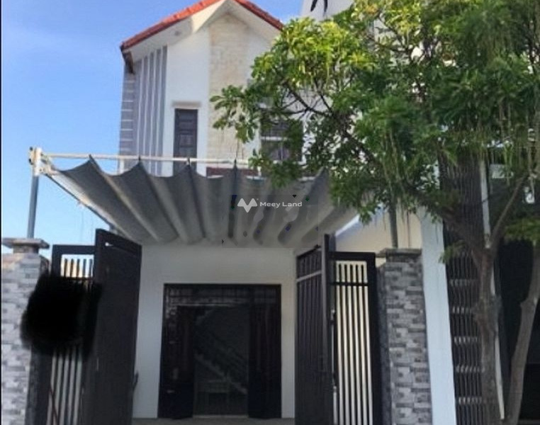Cho thuê nhà với diện tích chuẩn 90m2 vị trí nằm ở Ngũ Hành Sơn, Đà Nẵng giá thuê ngạc nhiên chỉ 6 triệu/tháng, trong ngôi nhà này 3 phòng ngủ, 2 WC-01