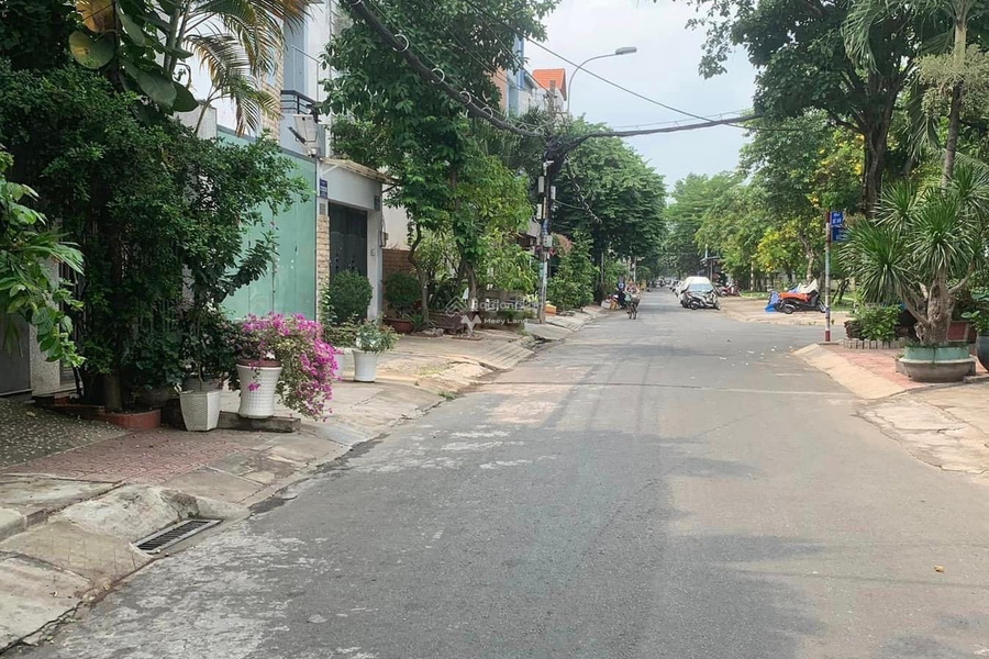 DT 80m2 bán nhà ở vị trí cực kì thuận lợi ngay tại Đường 24B, Hồ Chí Minh hướng Tây trong nhà này có tổng 4 PN 5 WC tin chính chủ-01