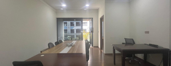 Tọa lạc ngay ở Song Hành, An Phú cho thuê sàn văn phòng có diện tích chung 60m2 nội thất hoàn chỉnh Cơ bản.-02