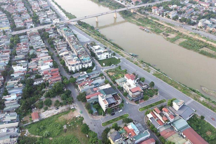 Do khó khăn về tài chính bán mảnh đất, 171m2 giá cực êm 8.7 tỷ vị trí hấp dẫn nằm ở Lào Cai, Lào Cai, hướng Đông - Nam thuận tiện đi lại-01
