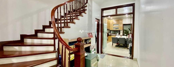 Tọa lạc gần Bạch Đằng, Hai Bà Trưng bán nhà bán ngay với giá cơ bản 9.95 tỷ căn nhà gồm 4 phòng ngủ 4 WC-02