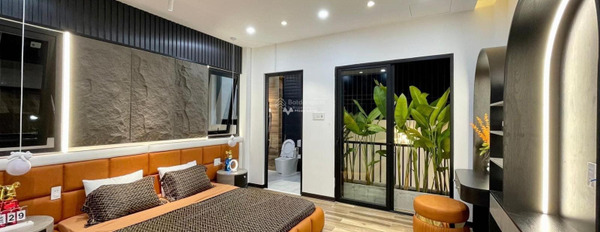 Căn nhà có tất cả 3 phòng ngủ bán nhà có diện tích rộng 60m2 vị trí đẹp nằm ở Phường 13, Phú Nhuận-02