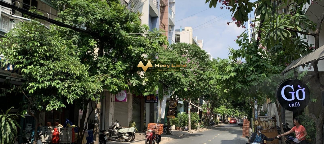 Bán nhà giá bán thực tế 12.5 tỷ có diện tích rộng 106m2 vị trí đẹp ngay Phường 13, Hồ Chí Minh