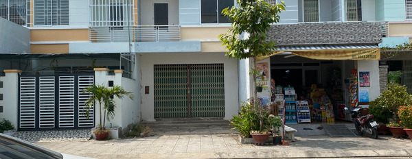 Bán nhà 1 trệt 2 lầu khu dân cư An Bình, thành phố Rạch Giá-03