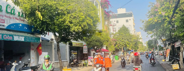 Cần xoay gấp tiền bán nhà vị trí đặt ngay ở Bình Thuận, Quận 7 bán ngay với giá hợp lý 14.2 tỷ có diện tích gồm 108m2 cảm ơn đã xem tin.-03