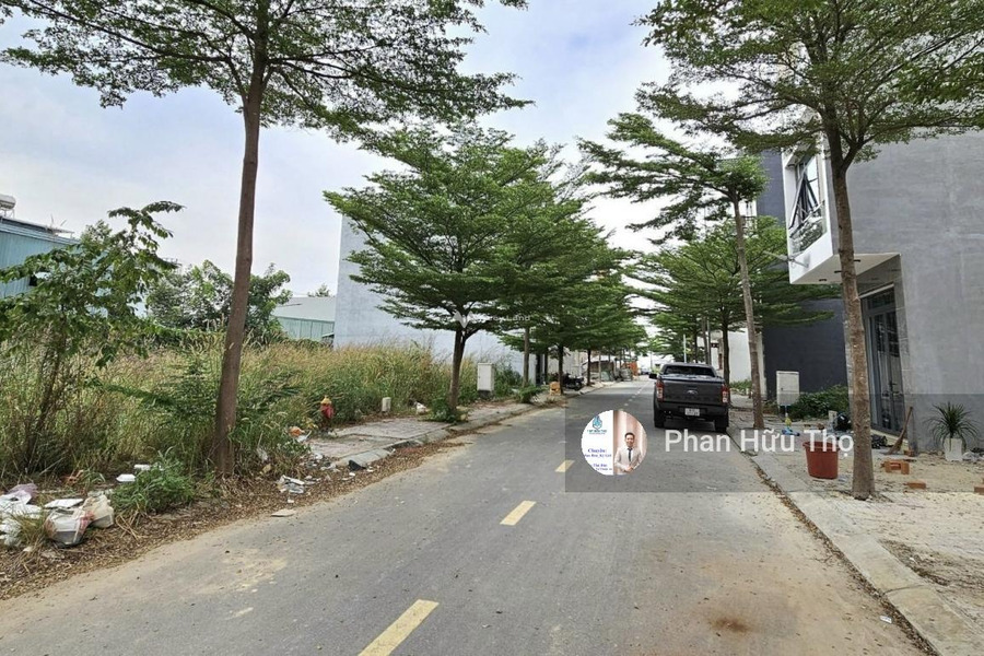 Nằm ngay Lộc Phát Residence bán đất 2.35 tỷ Đường D2, Thuận An diện tích đúng với trên ảnh 62m2-01