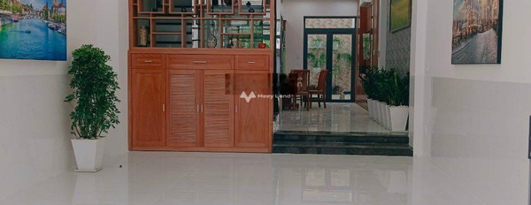 DT 90m2 bán nhà ở vị trí thuận lợi Quận 7, Hồ Chí Minh trong nhà tổng quan có 4 phòng ngủ 4 WC lh xem trực tiếp-03