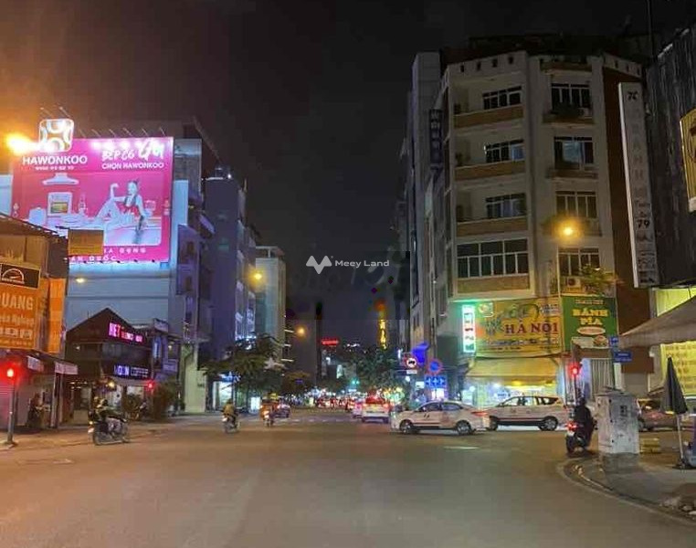 Ngôi nhà bao gồm có 3 phòng ngủ, bán nhà ở có diện tích rộng 84m2 bán ngay với giá cực mềm từ 18 tỷ vị trí ở Tân Bình, Hồ Chí Minh-01