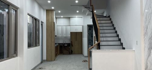 Cho thuê nhà khu Hoà Cường, gần Lê Thanh Nghị, 3 tầng mới xây-02