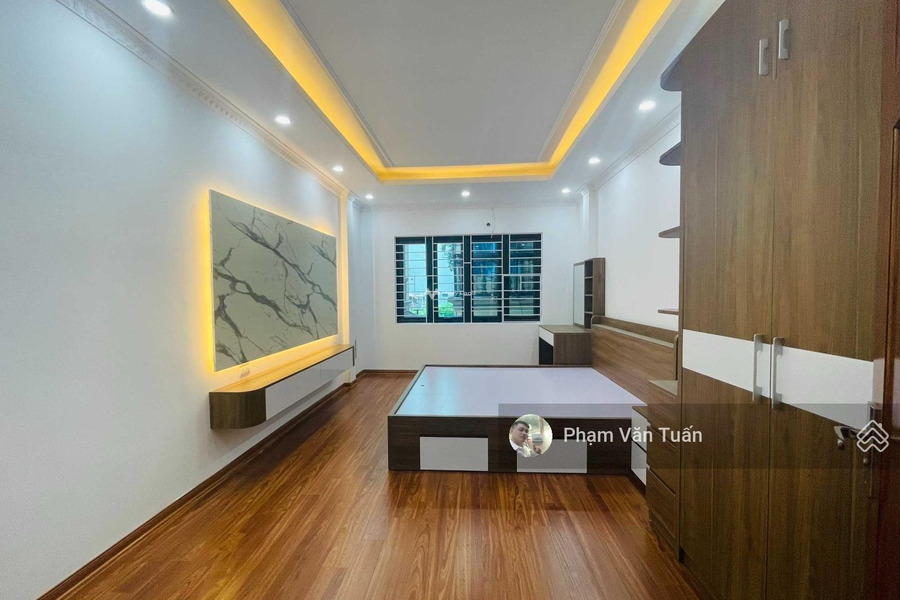 Vị trí mặt tiền ngay trên Giang Văn Minh, Kim Mã bán nhà bán ngay với giá cực rẻ từ 4.96 tỷ tổng quan gồm 3 PN 4 WC-01