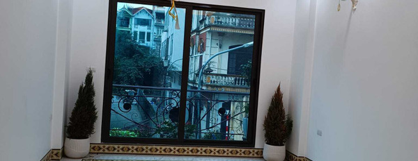 Hạ giá sốc, bán nhà Nguyễn Văn Cừ, gần mặt phố, thang máy, gara ô tô, 74m2, chỉ 10,9 tỷ-03