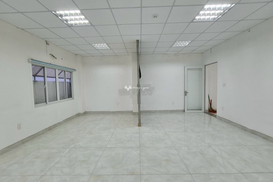 Vị trí đặt nằm tại Tân Bình, Hồ Chí Minh cho thuê sàn văn phòng có diện tích tổng là 100m2 nội thất tiêu chuẩn Hoàn thiện cơ bản-01