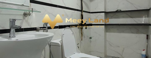 Vị trí mặt tiền tọa lạc ngay ở Quận Hà Đông, Hà Nội bán nhà giá bán siêu mềm 2.55 tỷ có diện tích rộng 33 m2 tổng quan ngôi nhà này có 3 PN cám ơn quý...-03