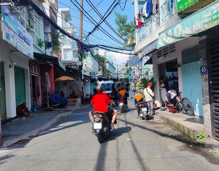 Mặt tiền tọa lạc gần Quận 11, Hồ Chí Minh bán nhà bán ngay với giá ưu đãi từ 7 tỷ trong nhà bao gồm 4 phòng ngủ 4 WC-01