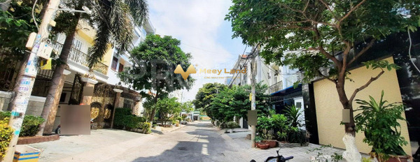 Bán nhà vị trí đặt ngay Quận Bình Tân, Hồ Chí Minh giá êm chỉ 9.4 tỷ có dt chung 80 m2 hướng Tây Nam trong ngôi nhà này có 4 phòng ngủ-03