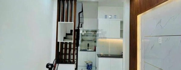 Trong ngôi nhà này gồm 4 phòng ngủ, bán nhà ở có diện tích gồm 50m2 bán ngay với giá từ 3.2 tỷ vị trí mặt tiền ở Nguyễn Đình Chính, Phú Nhuận-02