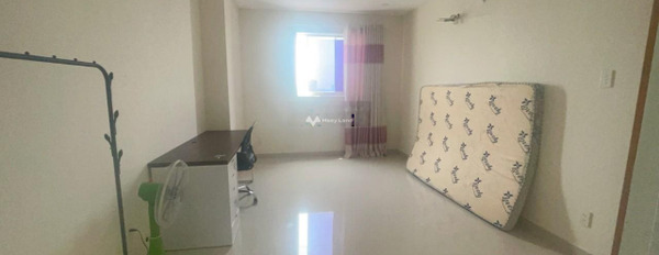 Full nội thất đẹp Cơ bản cho thuê phòng trọ Nguyễn Lương Bằng, Quận 7, ngôi nhà này gồm có 1 phòng ngủ, 1 WC sổ hồng chính chủ-02