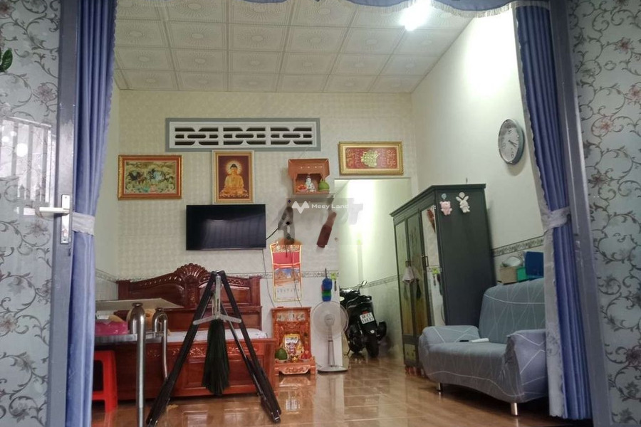 Cho thuê nhà vị trí mặt tiền ngay tại Lê Hồng Phong, Vị Tân, giá thuê mua liền chỉ 3 triệu/tháng diện tích sàn là 99m2, trong nhà tổng quan gồm 2 PN-01