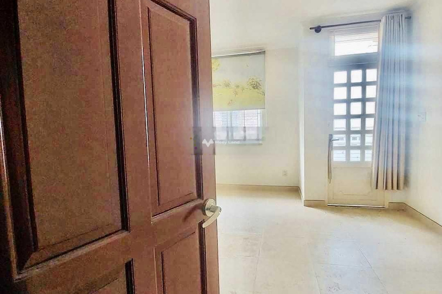 Nhà có 4 phòng ngủ bán nhà ở có diện tích gồm 32m2 bán ngay với giá công khai 7.1 tỷ mặt tiền nằm ngay tại Phan Đăng Lưu, Phường 3-01