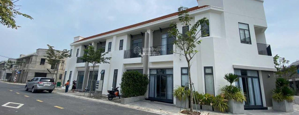 Bán nhà có diện tích chung 65m2 vị trí đẹp tọa lạc gần Chánh Phú Hòa, Bến Cát bán ngay với giá khởi đầu từ 1.06 tỷ nhà có tất cả 2 PN, 2 WC-02