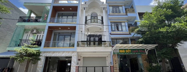 Vị trí đẹp nằm trên Lê Hồng Phong, Tân Bình bán nhà bán ngay với giá ngạc nhiên 3.8 tỷ trong căn này gồm có 4 PN 3 WC-03