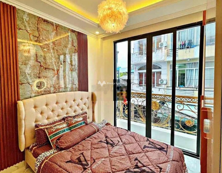Nhà có 3 phòng ngủ cho thuê nhà ở có một diện tích 24.5m2 thuê ngay với giá cực kì tốt 15 triệu/tháng tại Quận 10, Hồ Chí Minh-01