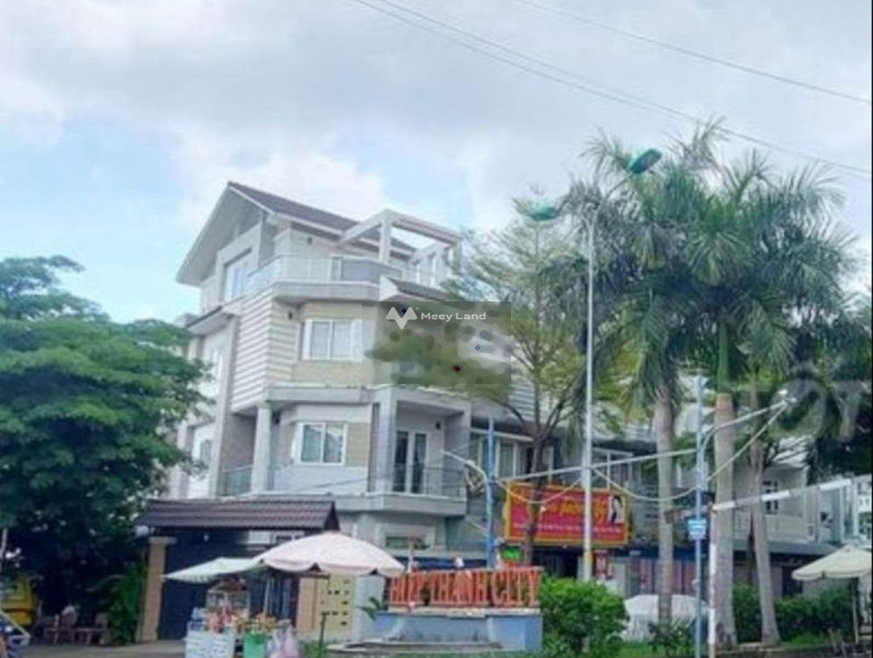 Nhà này gồm 1 phòng ngủ, bán nhà ở có diện tích gồm 250m2 giá bán đặc biệt 18 tỷ vị trí thuận lợi tọa lạc ngay trên Nguyễn Thị Búp, Quận 12-01