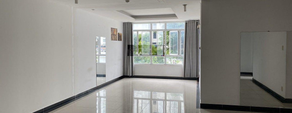 Giá chỉ 4.35 tỷ bán căn hộ có diện tích chính 146m2 vị trí thuận lợi nằm ở Tạ Quang Bửu, Hồ Chí Minh-03