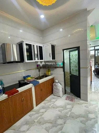 Bán nhà vị trí tốt đặt nằm ngay Phường 16, Hồ Chí Minh bán ngay với giá vô cùng rẻ chỉ 1.65 tỷ diện tích chuẩn 54m2 trong ngôi nhà này có 2 PN-01