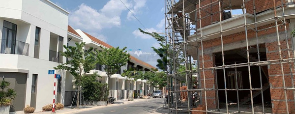 Ngôi nhà bao gồm có 2 phòng ngủ bán nhà bán ngay với giá cực mềm chỉ 580 triệu có diện tích chính 120m2 vị trí mặt tiền tại Vĩnh Tân, Tân Uyên-02