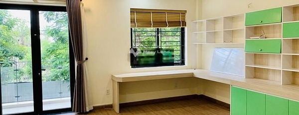Bao gồm 5 phòng ngủ, cho thuê biệt thự có diện tích là 200m2 giá thuê bất ngờ từ 29 triệu/tháng vị trí đặt ngay Thạnh Mỹ Lợi, Hồ Chí Minh-02