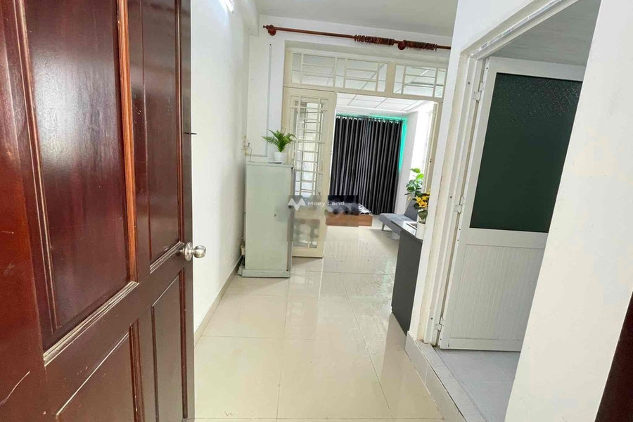 Cho thuê căn hộ vị trí đặt tọa lạc ngay Quận 10, Hồ Chí Minh, thuê ngay với giá thị trường 5.9 triệu/tháng với diện tích thực 40m2-01