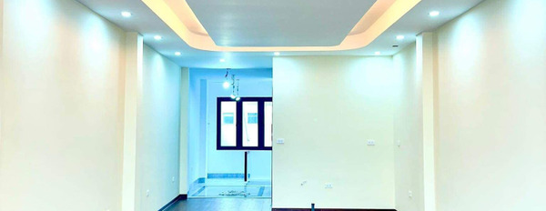 Phân lô Chùa Láng, 60m2, 7 tầng, thang máy, gara 2 ô tô, kinh doanh, giá tốt nhất khu vực-03